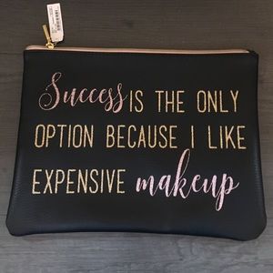 NWT Charming Charlie Make-up Bag
